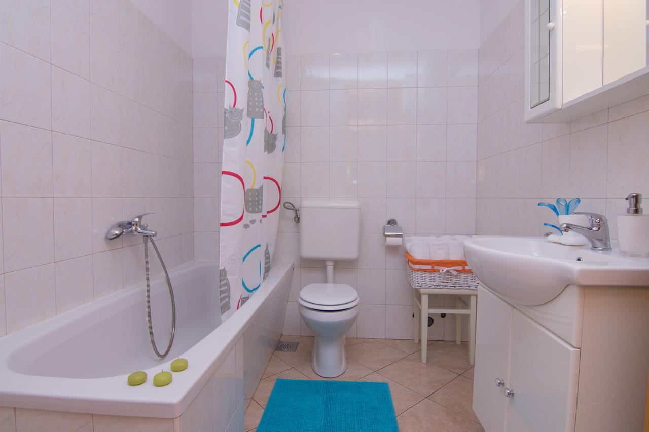 Elida Apartment คิร์ก ภายนอก รูปภาพ
